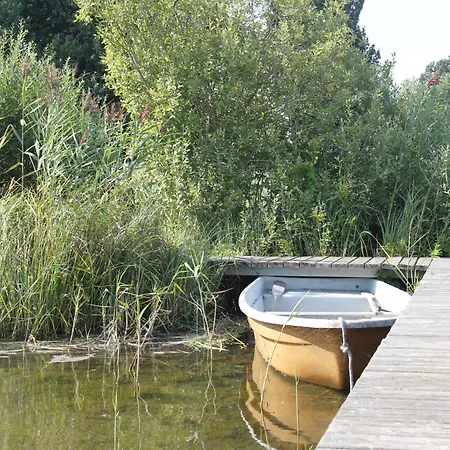 Semesterbostad Auszeit Am Krakow am See